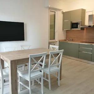 La Casa Di Nonno Stefano - Possibilita Box Privato Loano